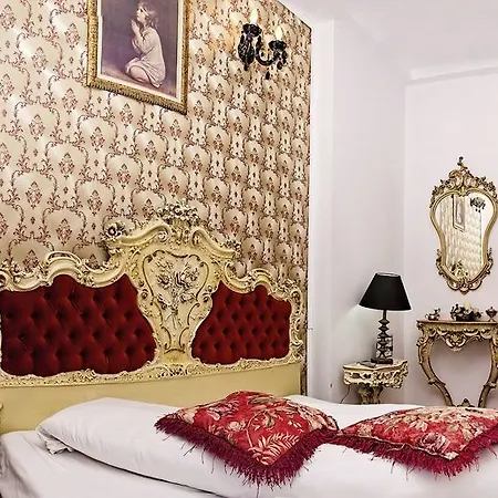 Coroana Moldovei Hotel